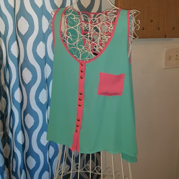 Light Blue & Pink CUTE🌻🌻 Spring Tank - Picture 6 of 6